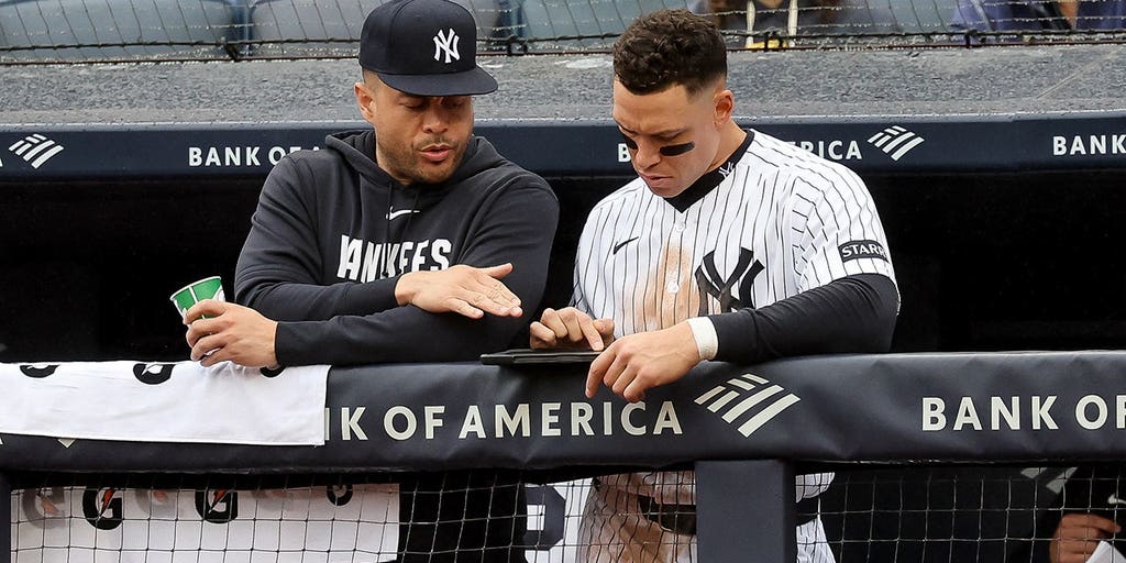 MLB effectively outlaws use of AI on dugout iPads during games