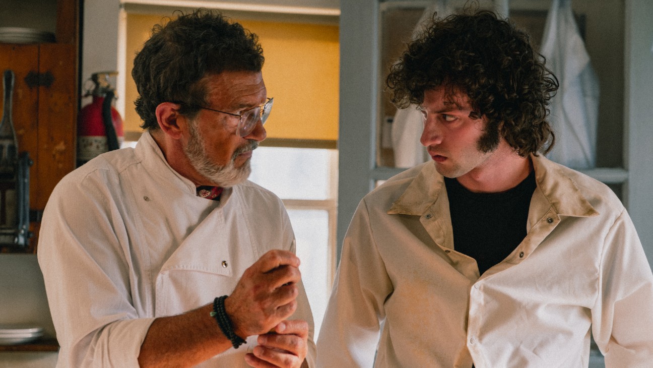 A24 Plans Free Screenings of Anthony Bourdain Movie ‘Tony’ for Hospitality Workers (Exclusive)