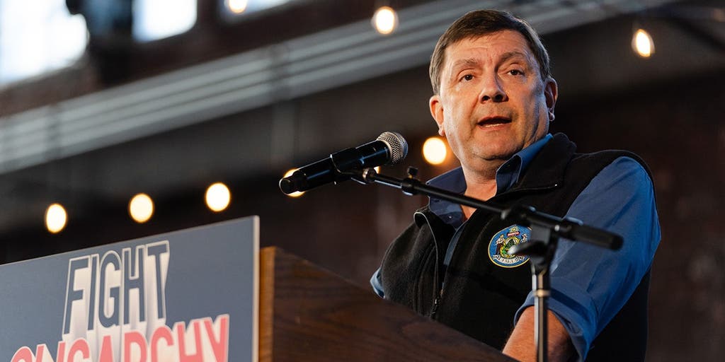 Bernie-backed socialist who allied with Platner could supplant him on ballot
