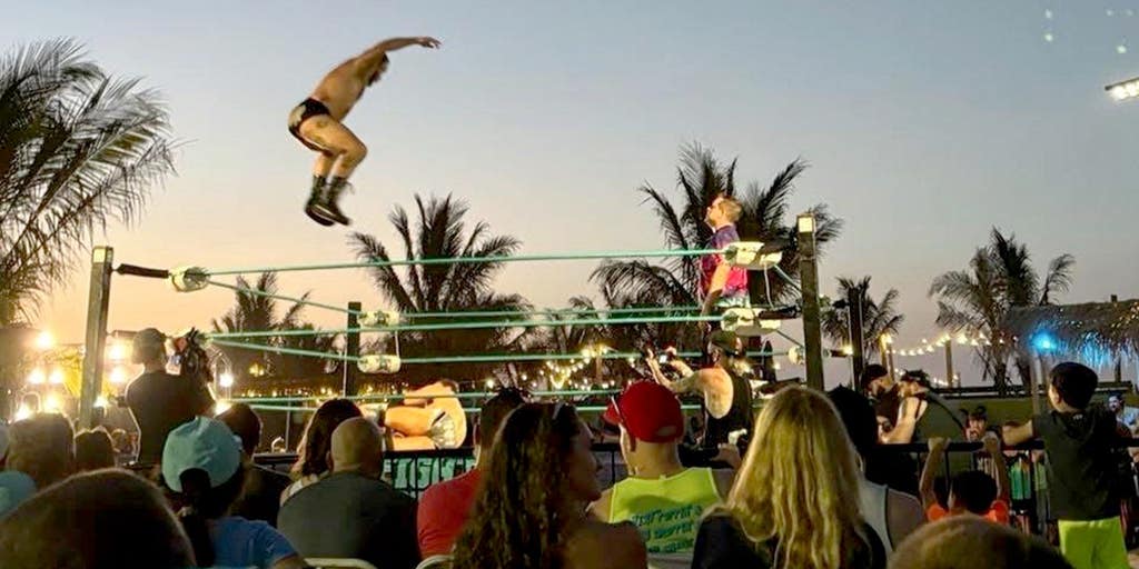 New Jersey pro wrestling promotion bringing the fight to the beach