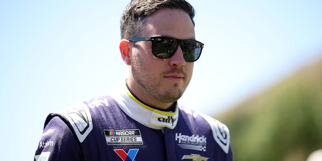 NASCAR driver Alex Bowman announces plan to retire from full-time competition after 2027