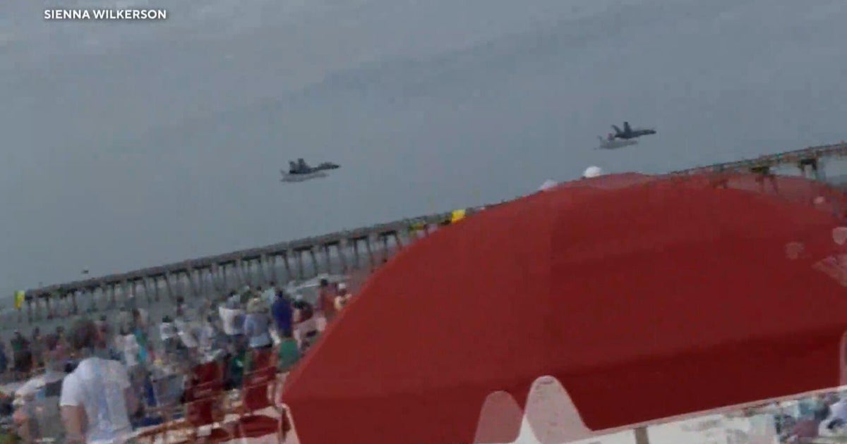 Navy's Blue Angels won't be reprimanded after video shows low flyover at beach