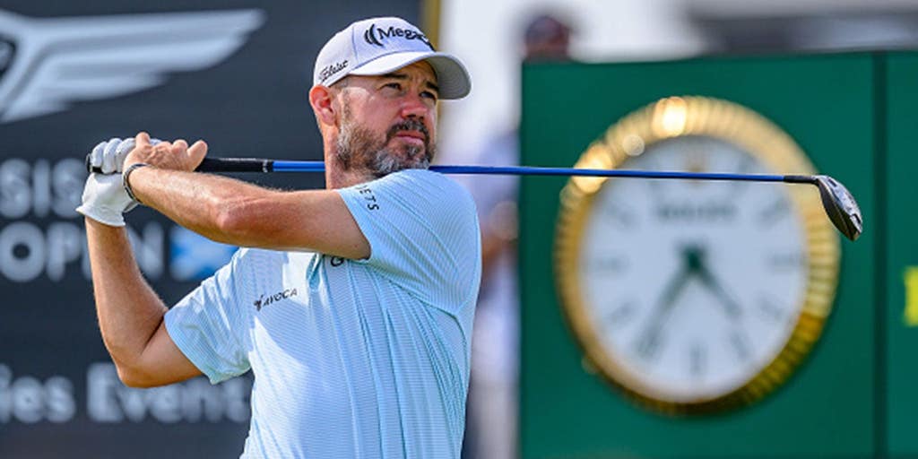 Brian Harman flips the bird after 3M Open finish, gets a laugh from Scottie Scheffler