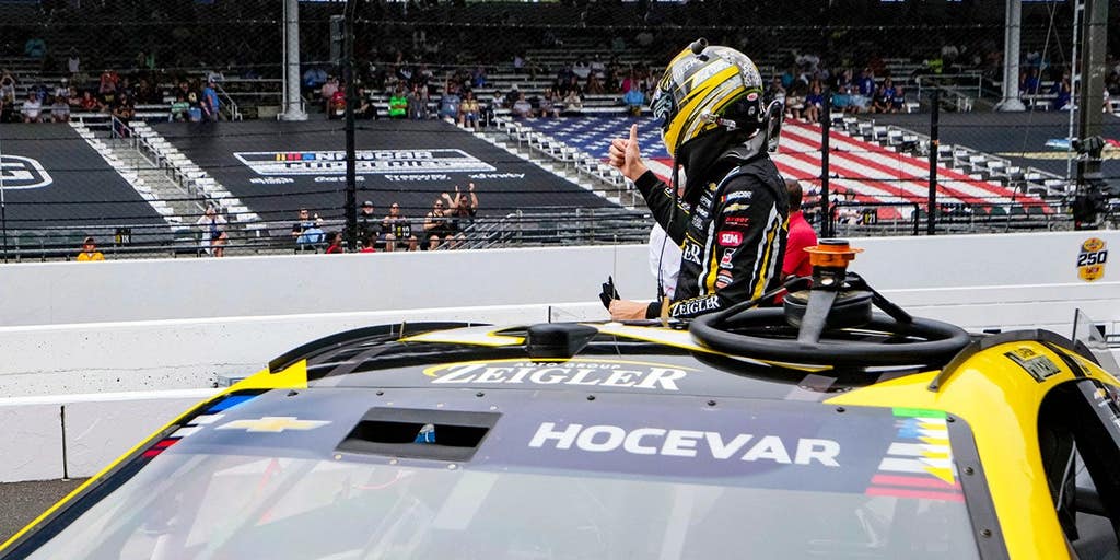 NASCAR race looks pathetic with empty seats, driver gives the finger & the most embarrassing command ever?