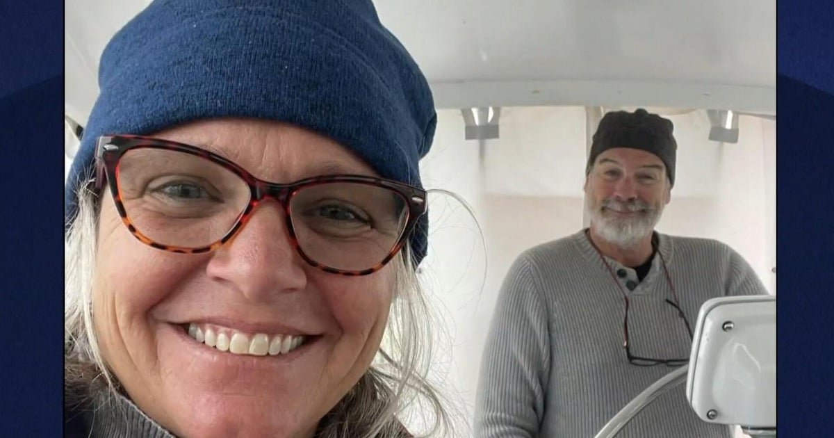 Investigators dispute Brian Hooker's account of his wife's disappearance in the Bahamas