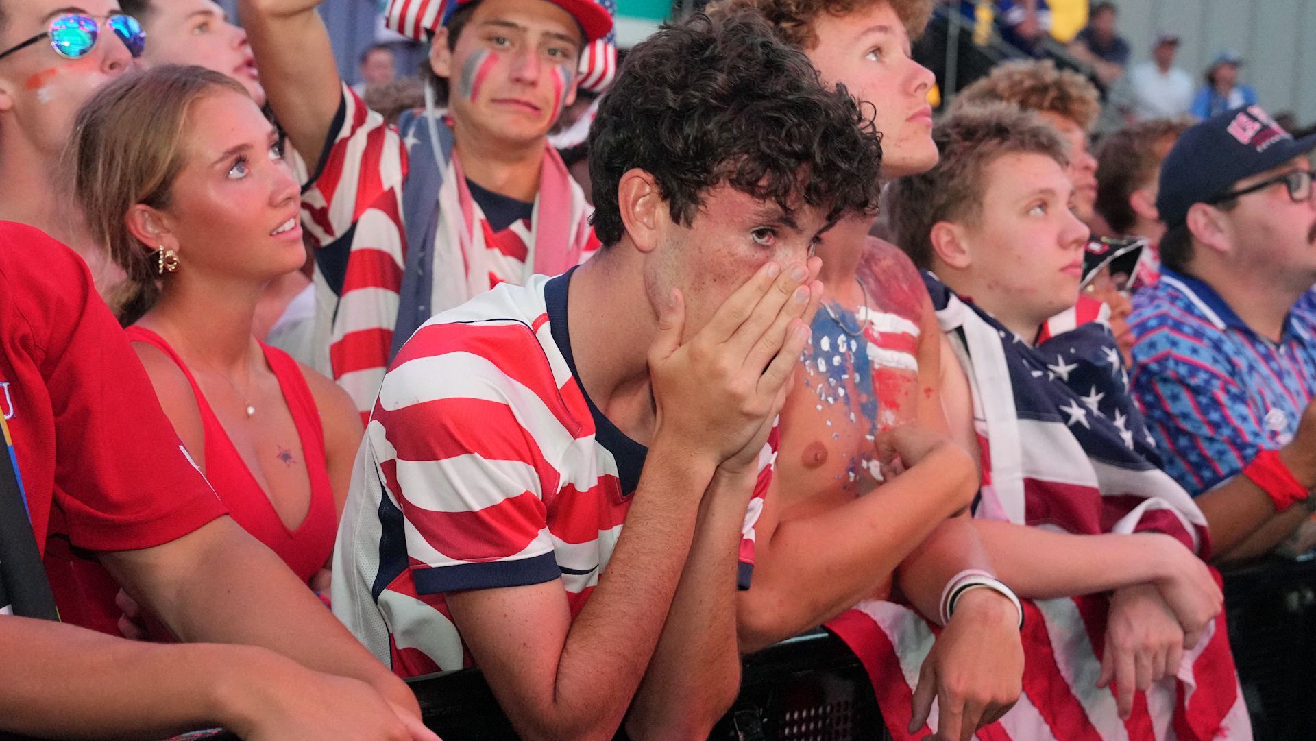 USA crashes out after 4–1 defeat to Belgium