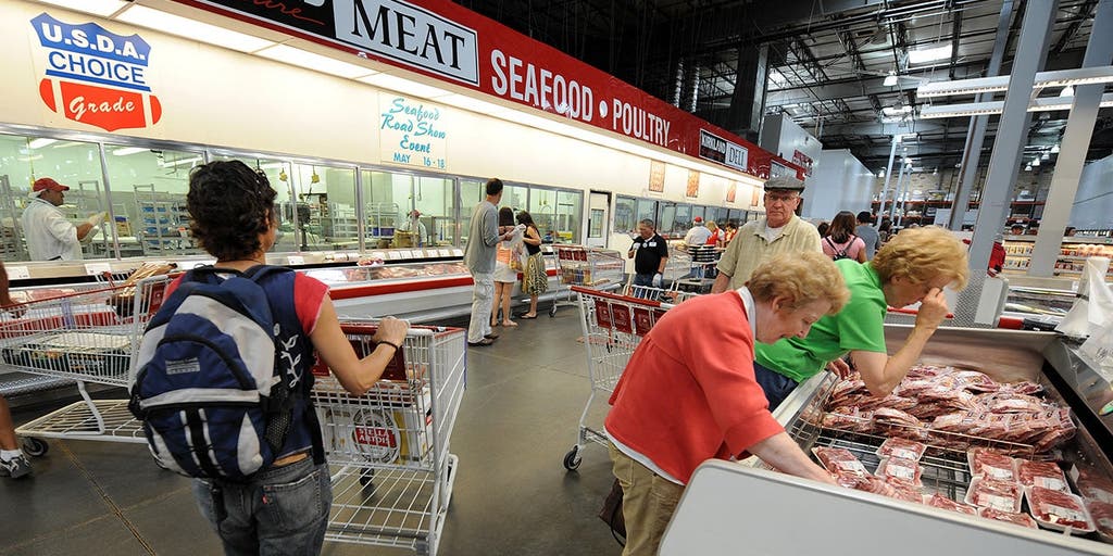 Wealthy Americans choose one grocery store chain over rivals, survey finds