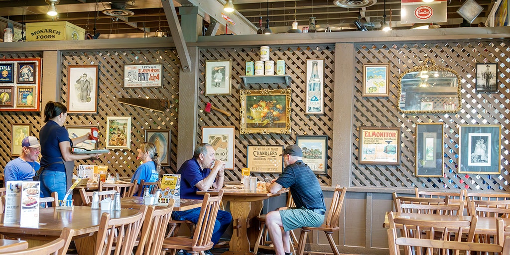 Cracker Barrel comeback gains steam as loyal customer says return visit 'felt like coming home'