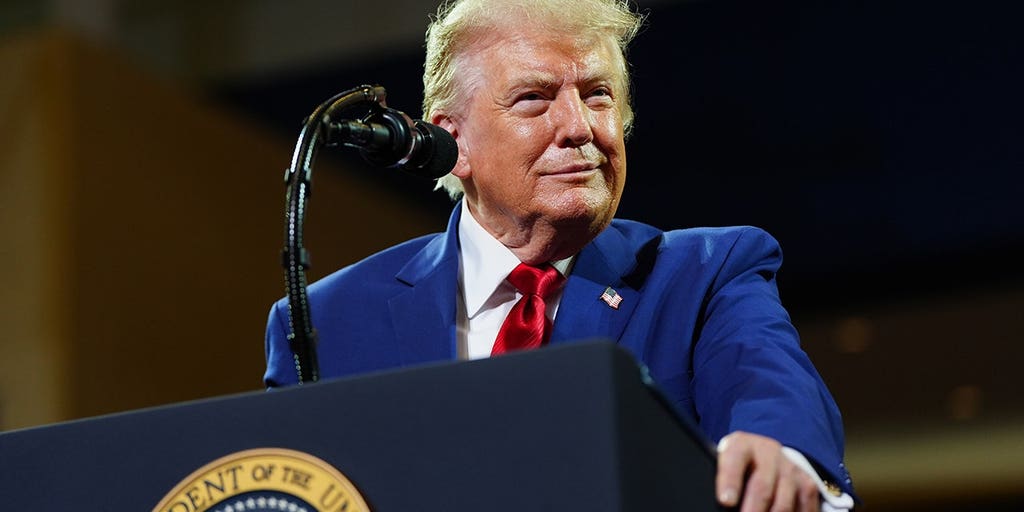 Trump weighs in on LeBron James vs Michael Jordan debate: 'I only like people that like me'