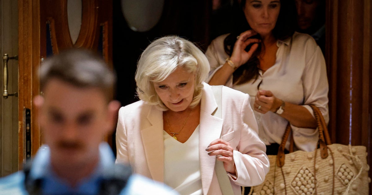 French right-wing leader Marine Le Pen cleared to run in 2027 election