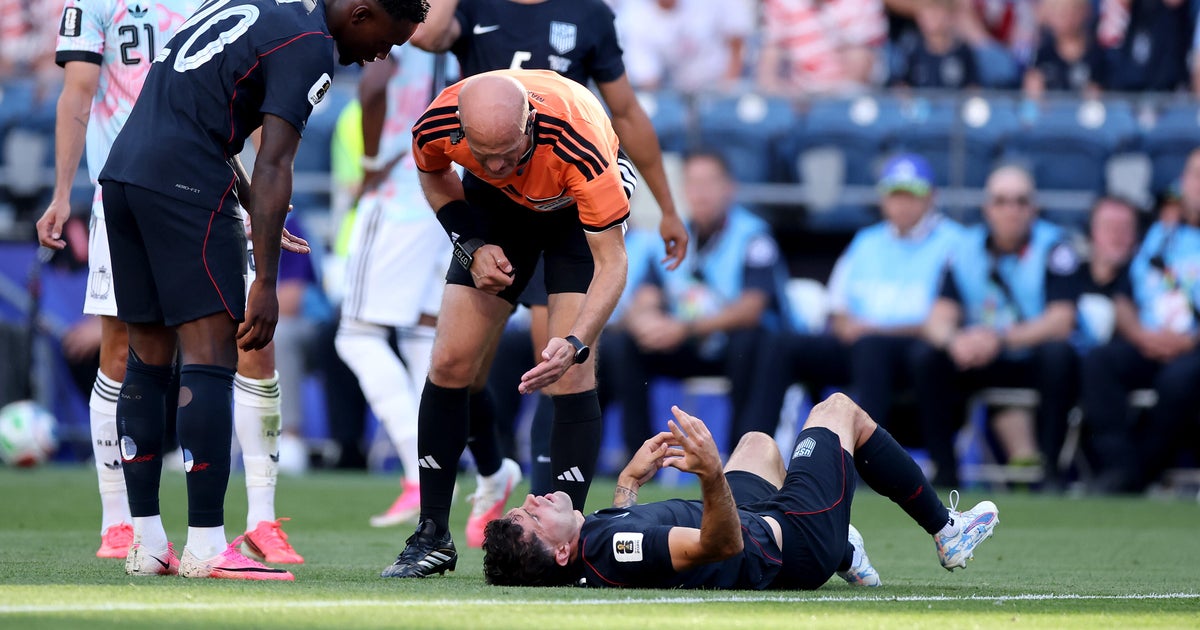 U.S. star Christian Pulisic fractured leg in World Cup loss to Belgium
