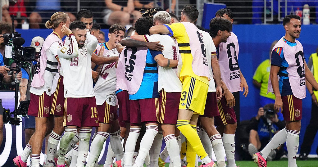 Spain reaches World Cup final with dominant 2-0 win over France
