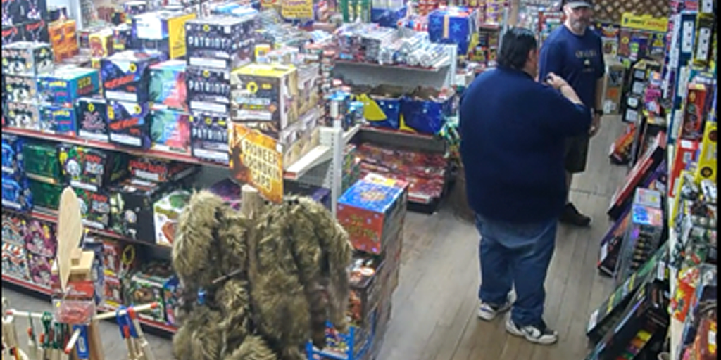 Store clerk foiled ex-Navy SEAL's explosives plot targeting police at No Kings protest, feds say