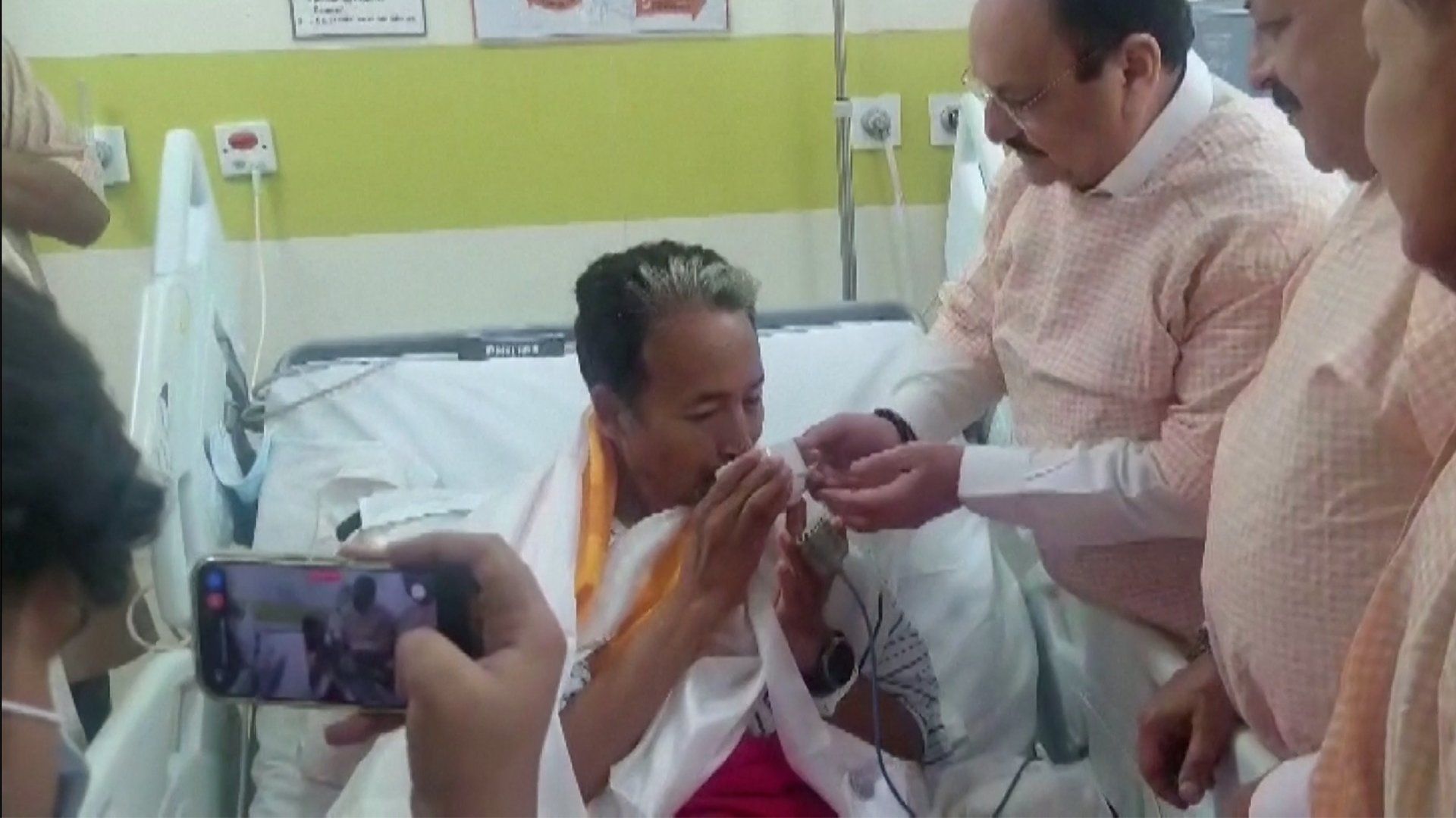 Indian activist Wangchuk ends 26-day hunger strike