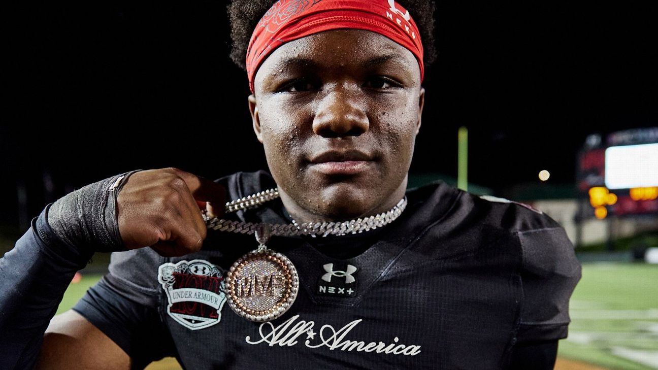 Ranking the top 25 college football recruits regar…