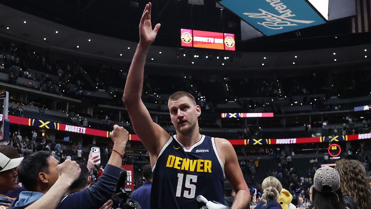 Jokic opts to wait on Nuggets extension until '27