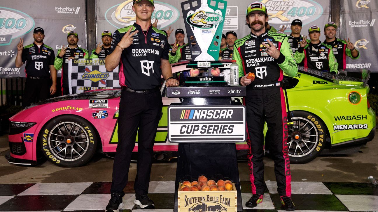 Copy of Blaney wins 3-wide battle on final lap of Atlanta …