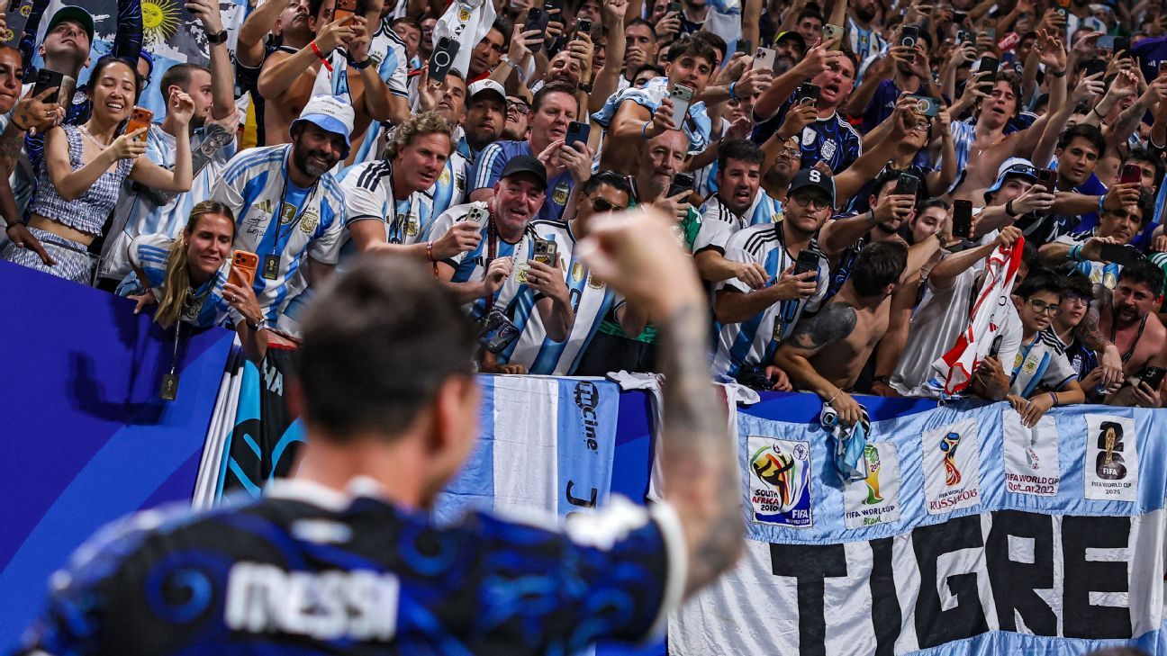 World Cup daily: Argentina fans party after dramat…