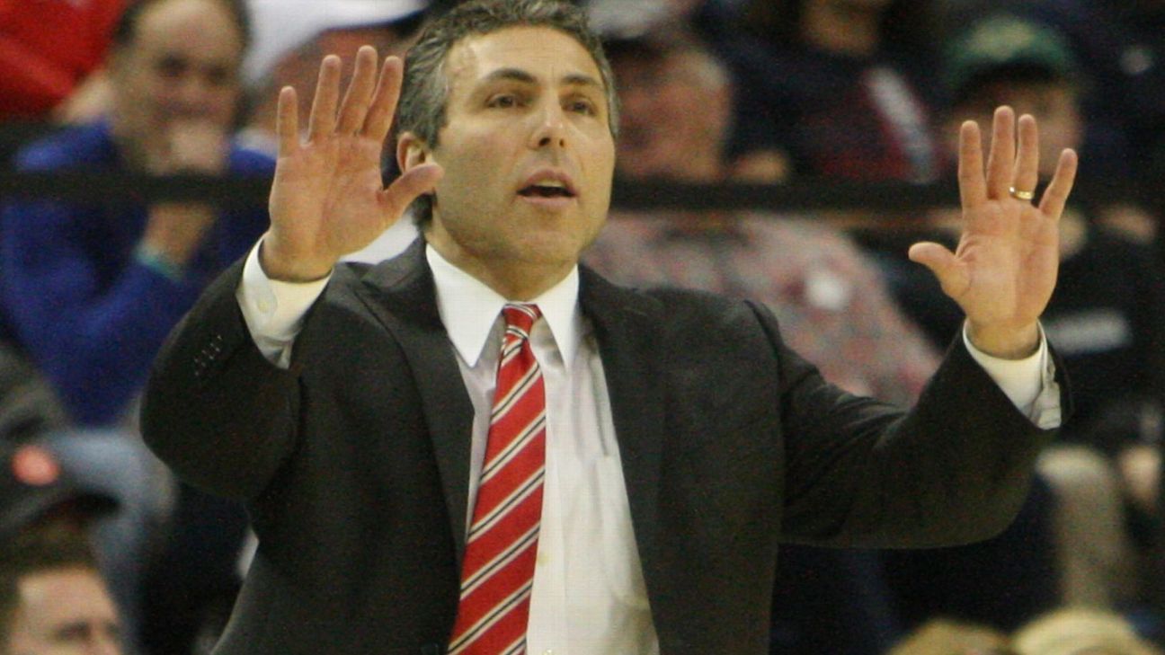 UNLV's Pastner clarifies request for team 'owner'