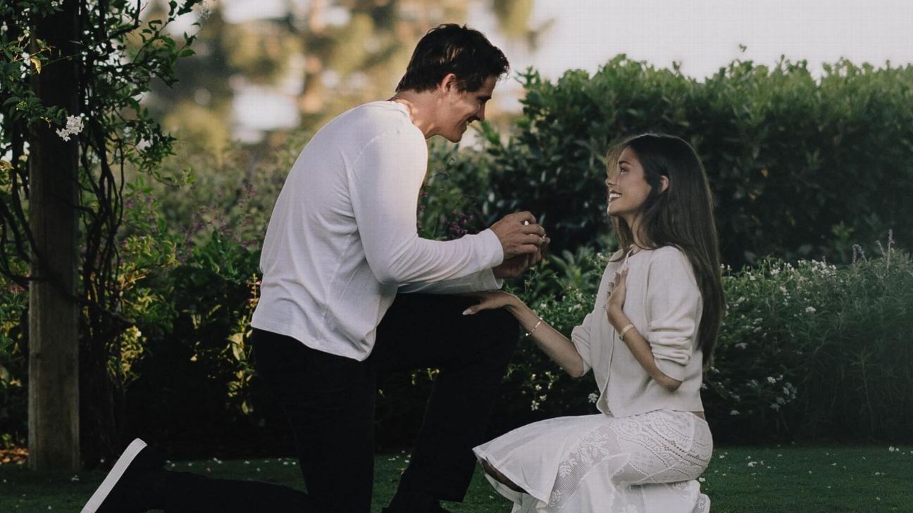 💍 Justin Herbert and Madison Beer get engaged