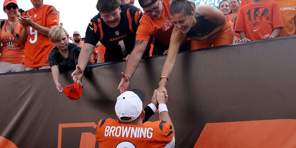 Big things brewing off the field in Tampa thanks to Jake Browning's wife & her plans to upgrade her fit checks