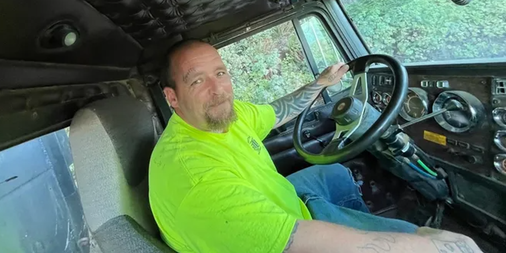 California man picks up explosive device on a beach during July 4 cleanup, loses hand