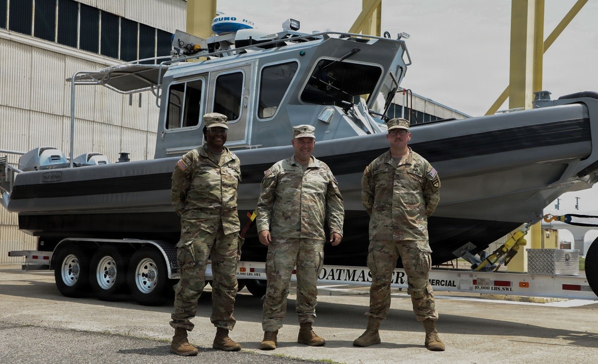 DC Army Guard takes to water for homeland defense