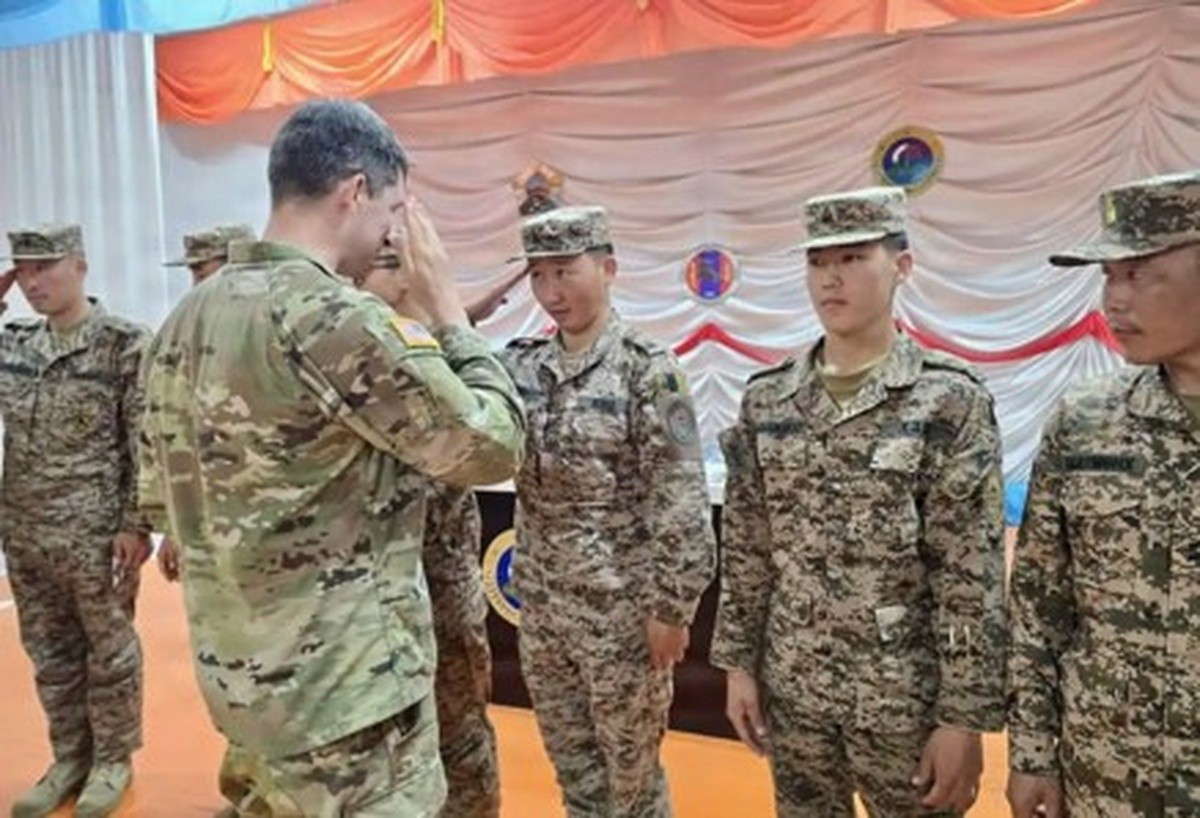 US Army paratroopers train Mongolian forces for Alaska joint exercise