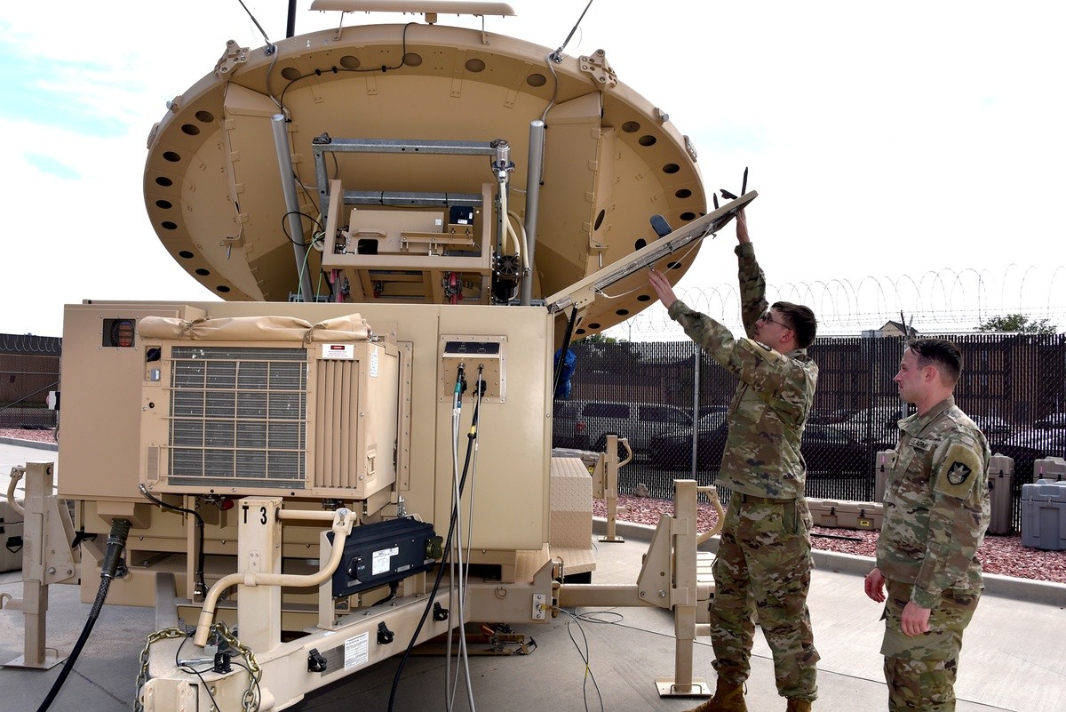 As space, missile defense tech evolves, warrant officers remain Army’s ‘honest brokers’