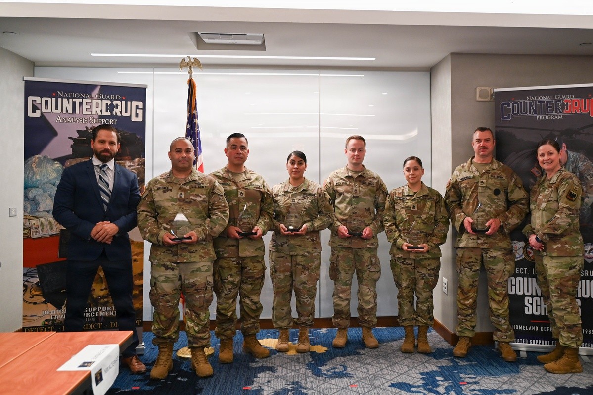 National Guard Counterdrug Program recognizes Soldiers for exceptional mission impact