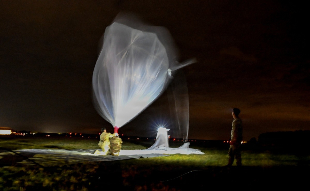 Multi-Domain Command – Europe launches Cold Raptor balloon training in Poland