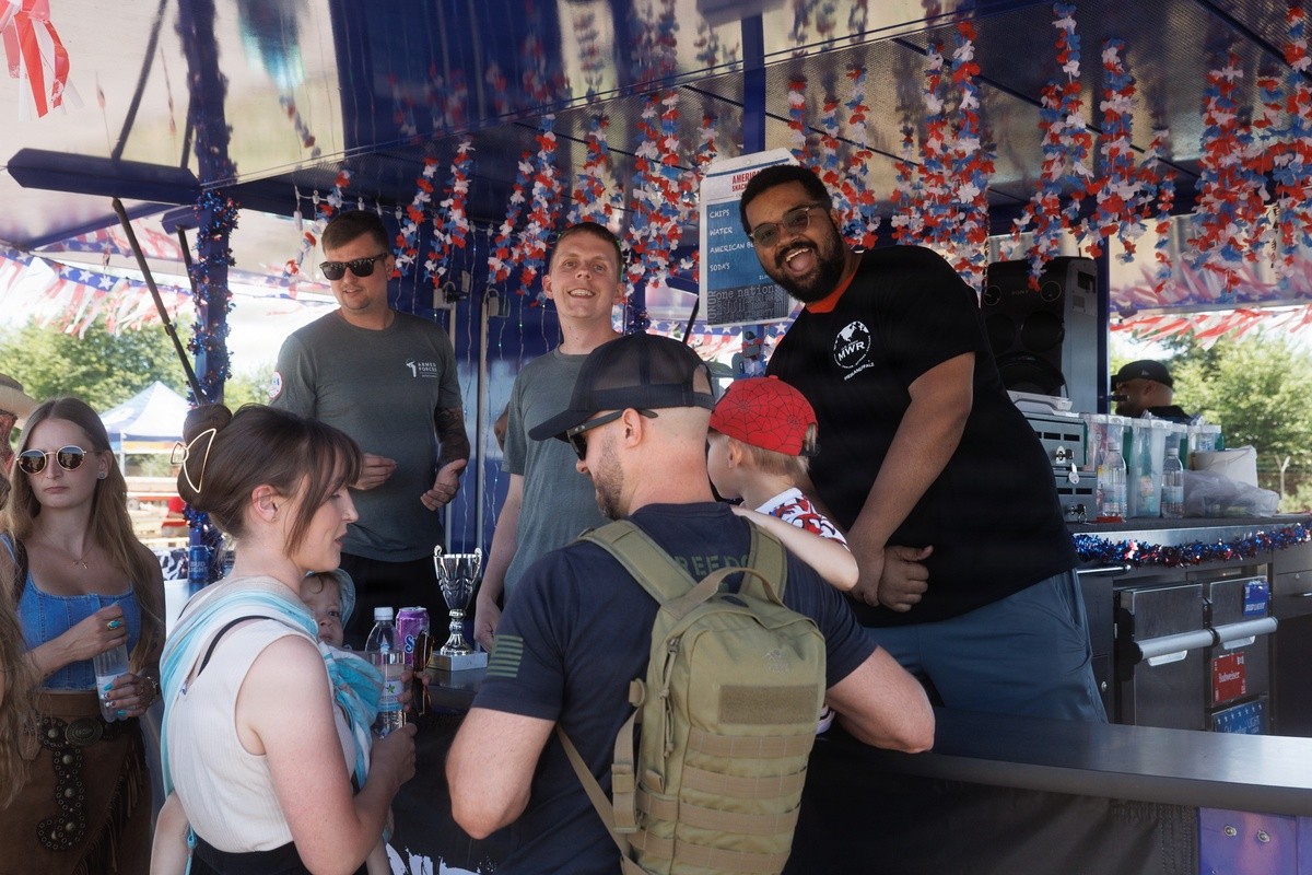 USAG Rheinland-Pfalz celebrates partnerships, freedom at 75/250 German-American Friendship Fest