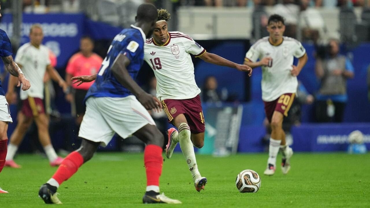 Spain dominates France 2-0, advancing to the World Cup final