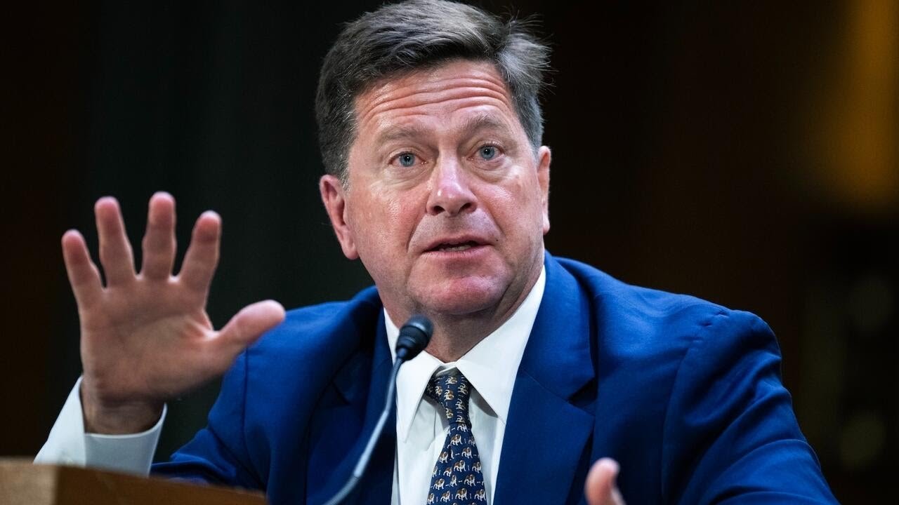 Jay Clayton pressed on subpoenas for journalists in apparent national security probe