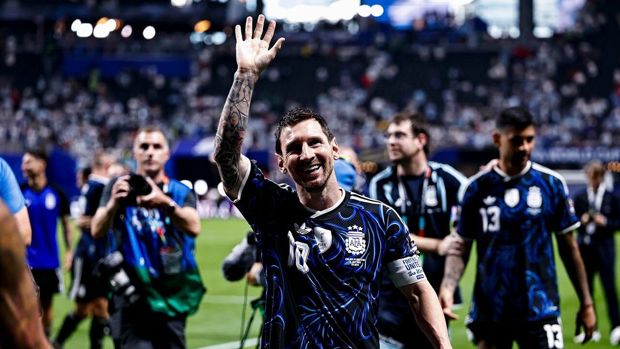 Argentina beats England to reach FIFA World Cup final