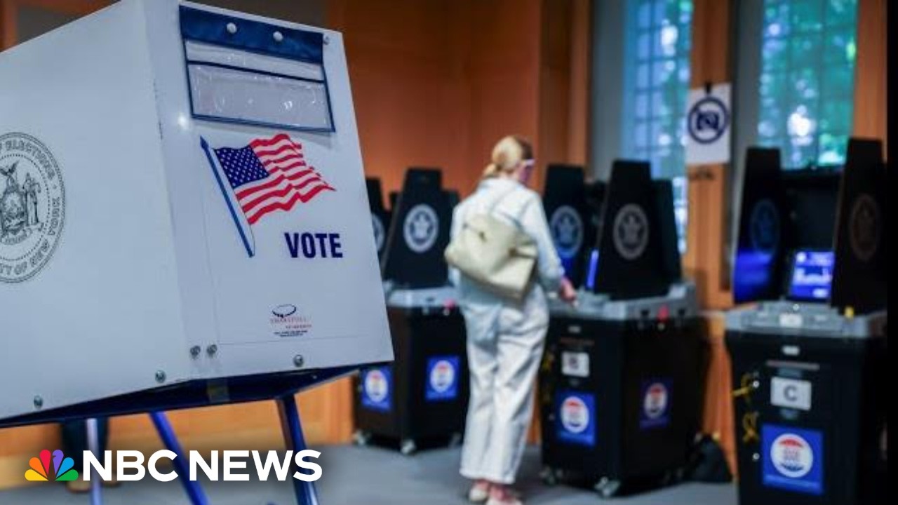 New analysis moves six House races towards Democrats ahead of midterms