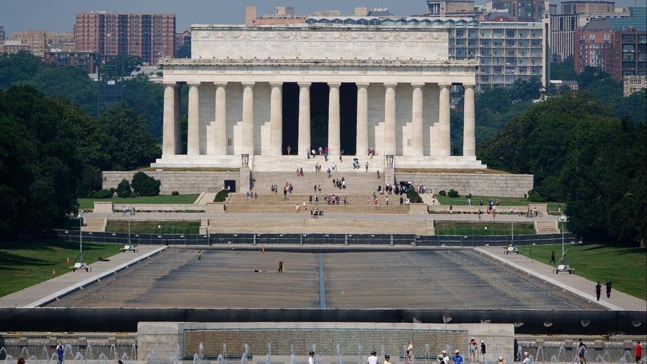 Installation failures caused Reflecting Pool damage, Washington Post analysis finds