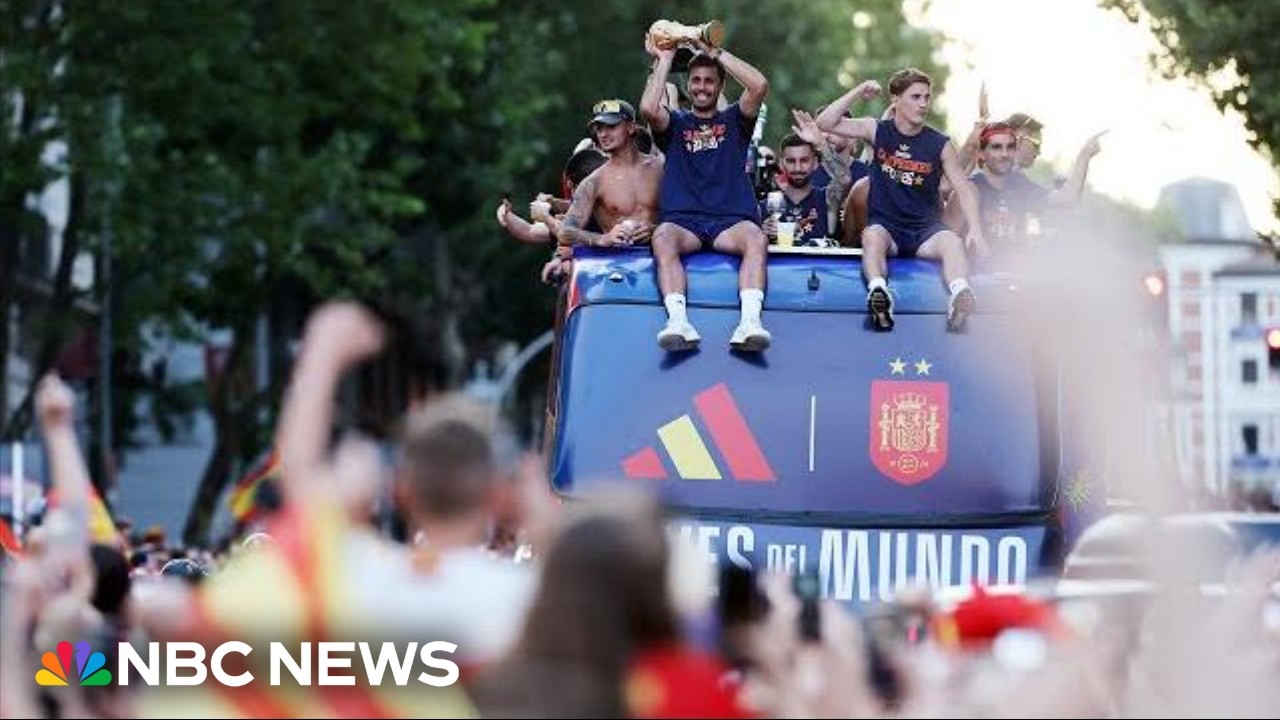 Fans line Madrid streets during Spain World Cup victory parade