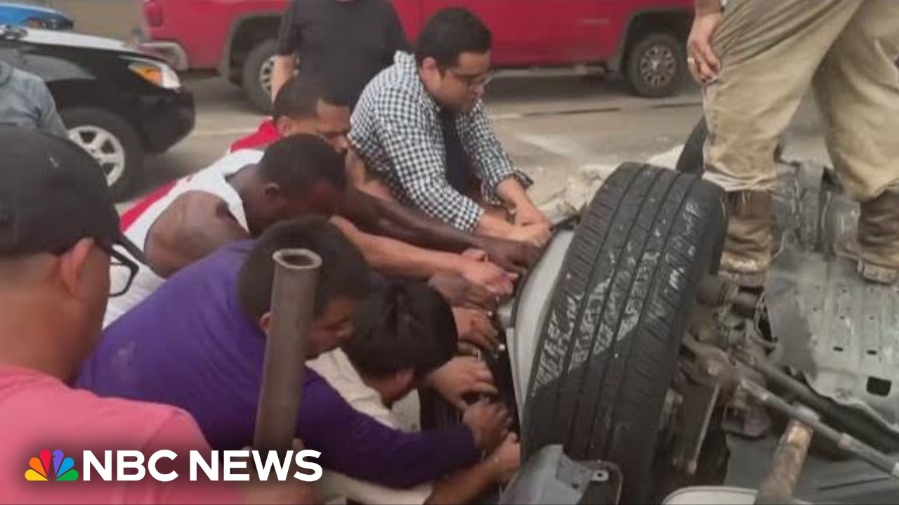 Heroic Houston highway rescue