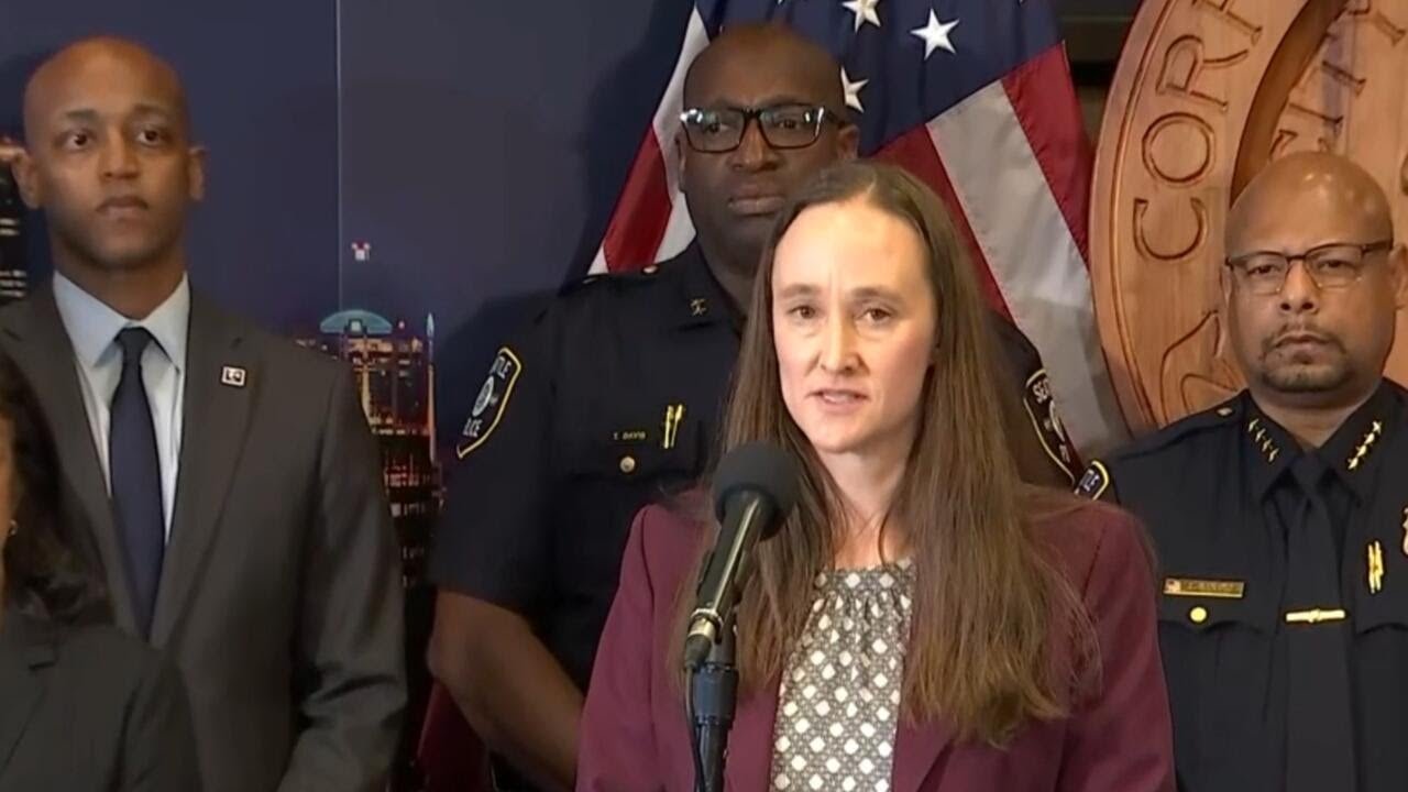 Watch: Officials give update on deadly shooting near Seattle’s Space Needle
