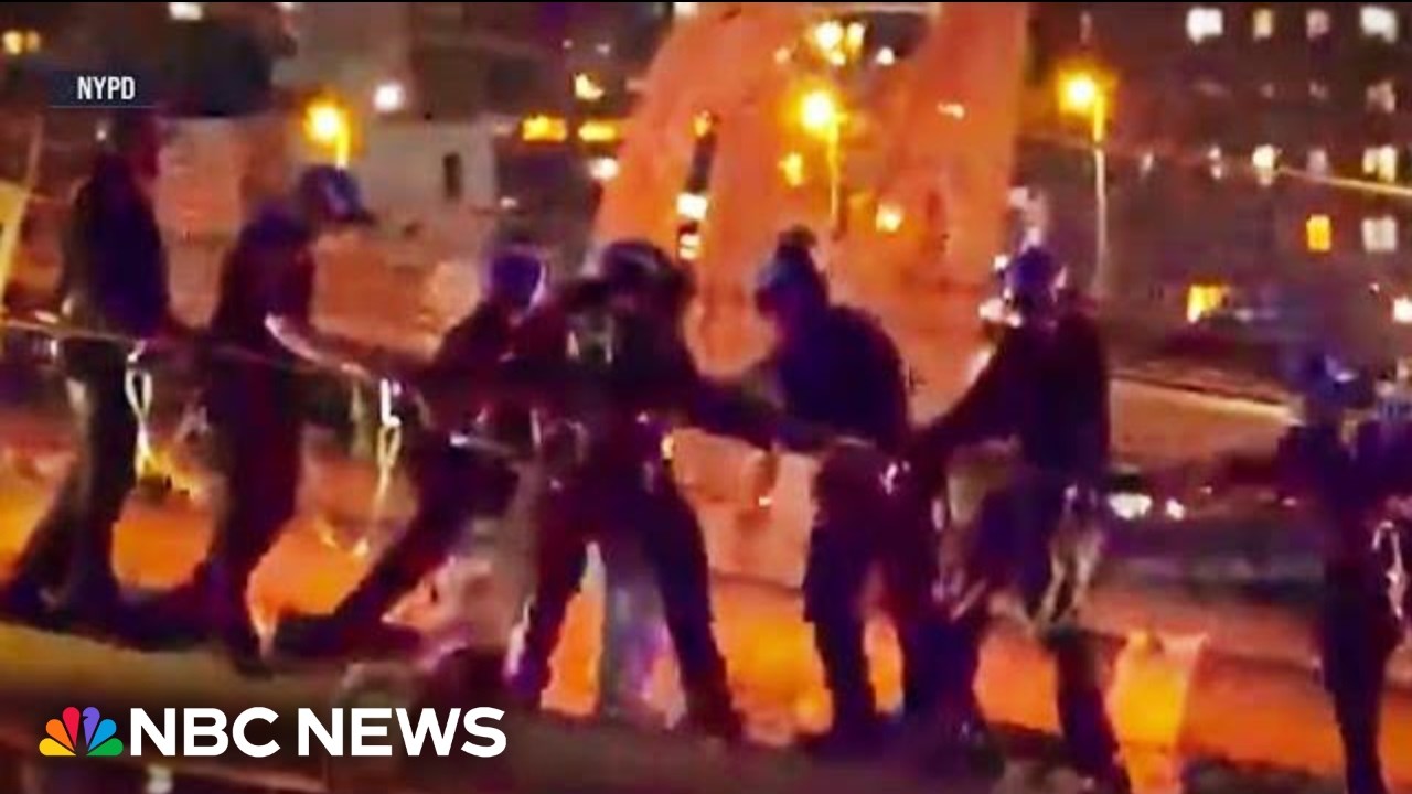 High-stakes Brooklyn Bridge rescue