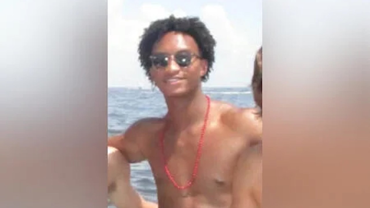 Watch Live: Nolan Wells’ parents speak out after teen’s death in Mississippi island | CBS News