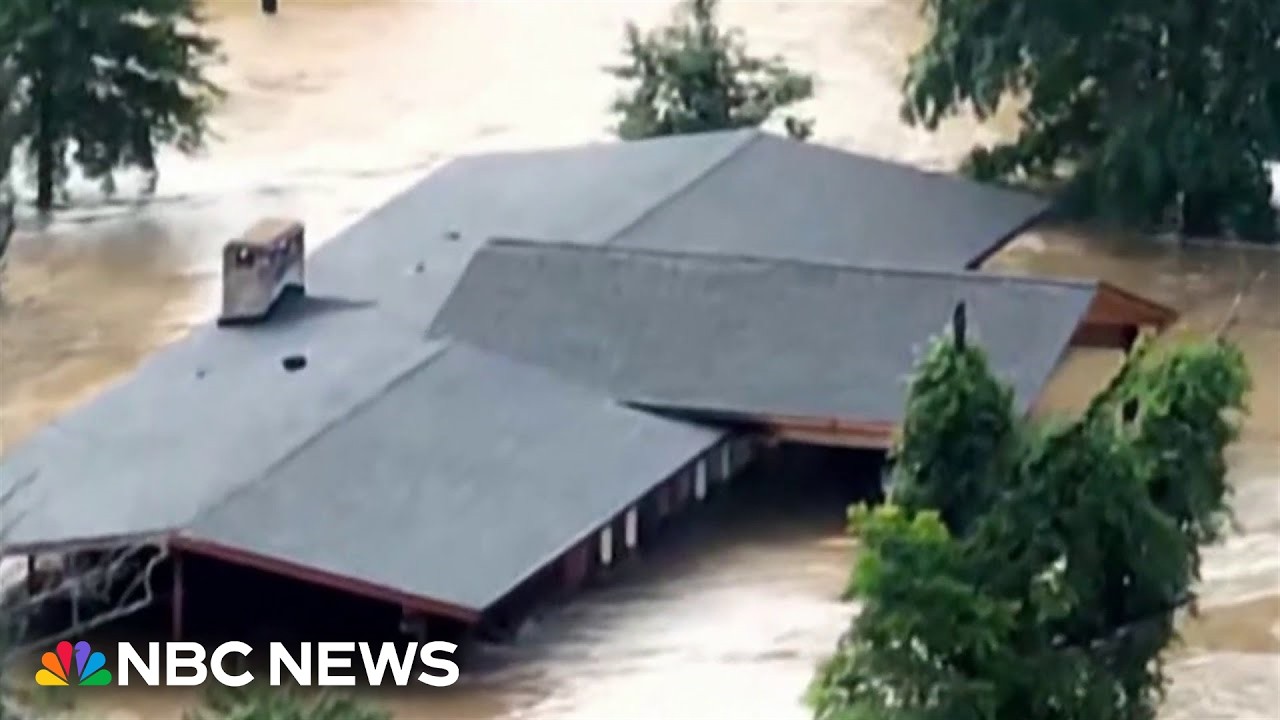 Urgent flooding rescues in the heartland
