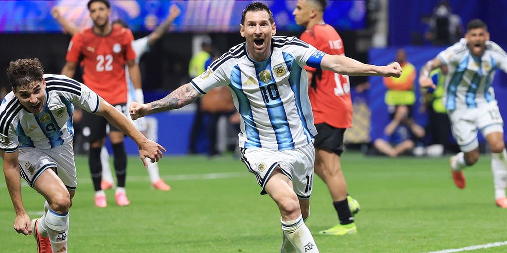 Airplane passenger goes viral for streaming Argentina's miraculous World Cup comeback for the entire plane