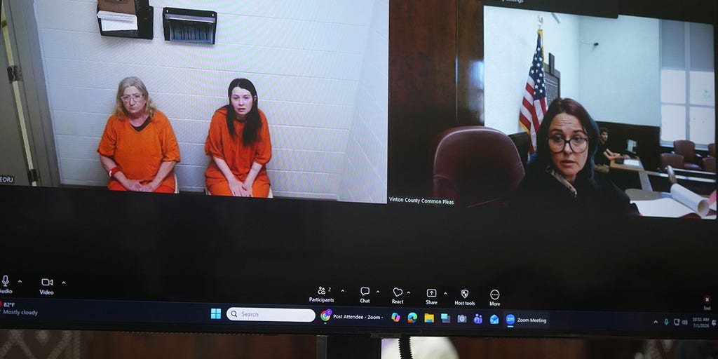 Ohio mom arrested for having 16 kids in 'evil' living conditions wants to be reunited with children: lawyer