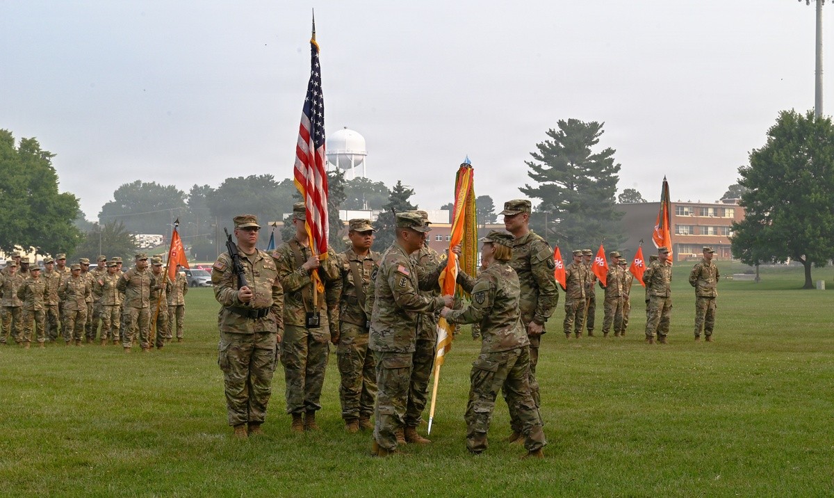 21st Theater Signal Brigade holds change of command ceremony