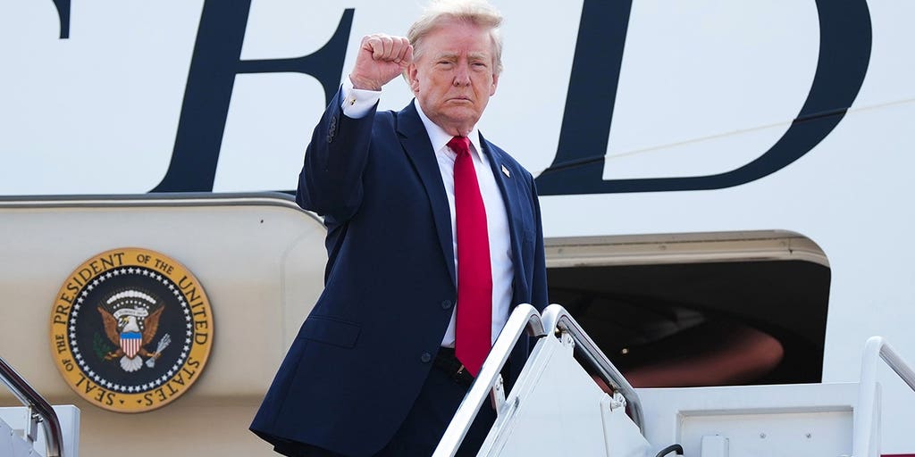 Trump flexes GOP muscle in Arizona primaries as Dems dodge far-left upset