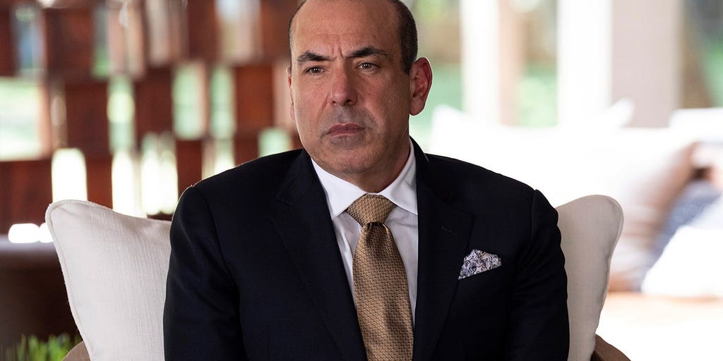 'Suits' star Rick Hoffman reveals 'intense' routine behind dramatic physical transformation