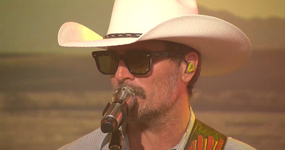 Saturday Sessions: Midland performs "Vaquero"
