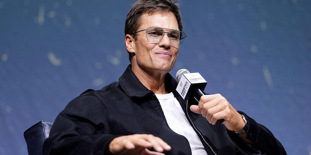 Tom Brady's potential WWE storyline with Logan Paul receives support from fellow NFL legend